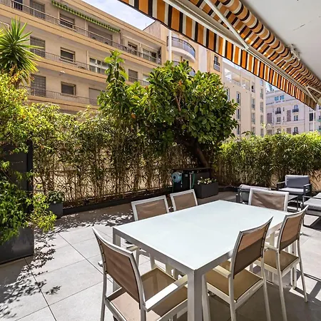 Stunning 2 Bedroom Flat, 2 Min From The Croisette * Cannes