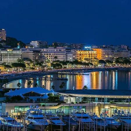 Stunning 2 Bedroom Flat, 2 Min From The Croisette * Cannes